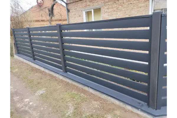 Ворота-жалюзі Тандем — брама-жалюзі з ковкою, ціна 3000 грн/м²